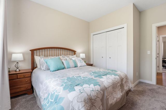 642 Alaska Place S, Cambridge, MN 55008