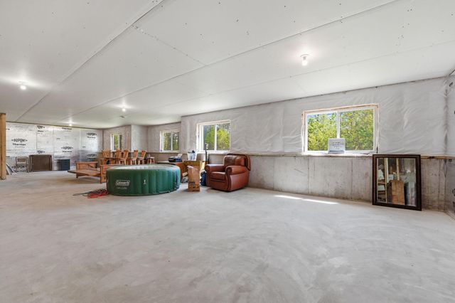 642 Alaska Place S, Cambridge, MN 55008