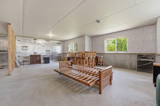 642 Alaska Place S, Cambridge, MN 55008