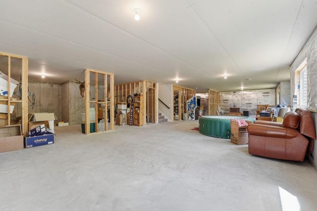 642 Alaska Place S, Cambridge, MN 55008