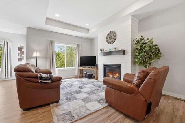 642 Alaska Place S, Cambridge, MN 55008