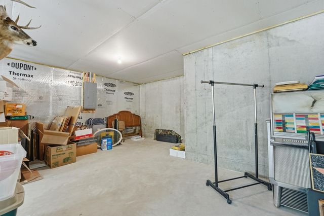 642 Alaska Place S, Cambridge, MN 55008