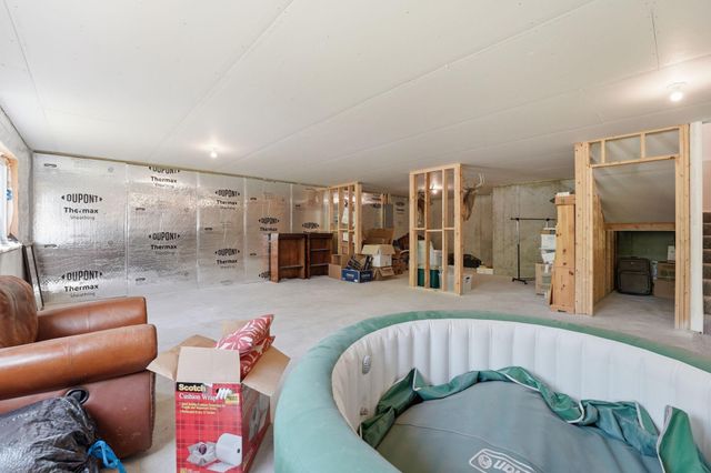 642 Alaska Place S, Cambridge, MN 55008