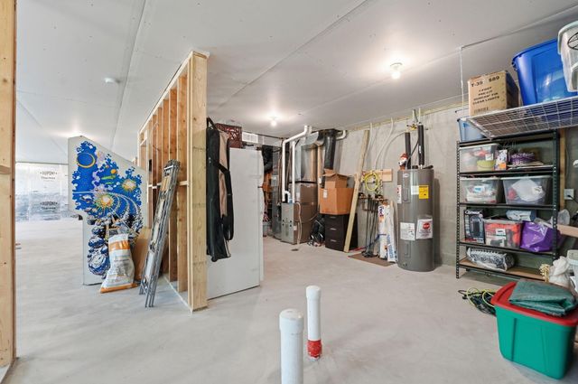 642 Alaska Place S, Cambridge, MN 55008