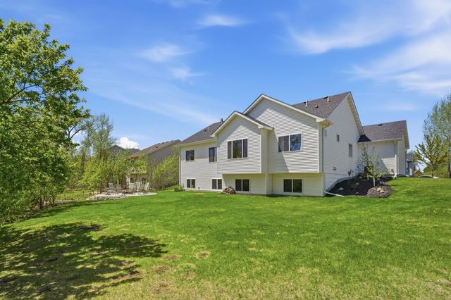 642 Alaska Place S, Cambridge, MN 55008