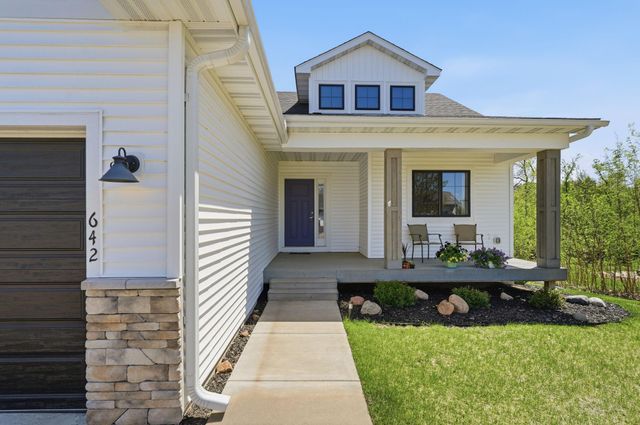642 Alaska Place S, Cambridge, MN 55008