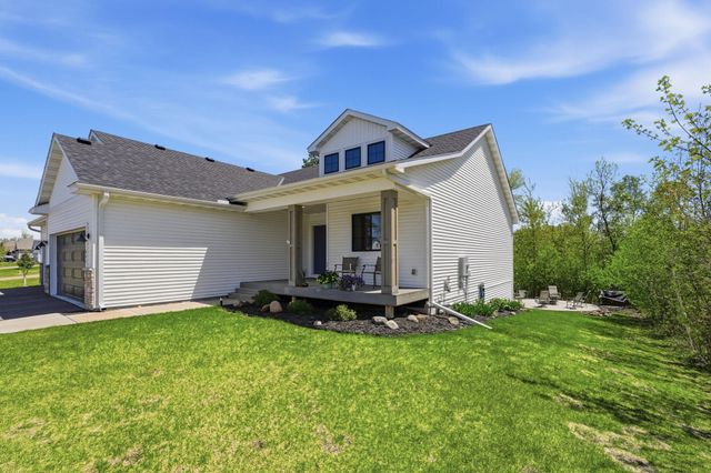 642 Alaska Place S, Cambridge, MN 55008