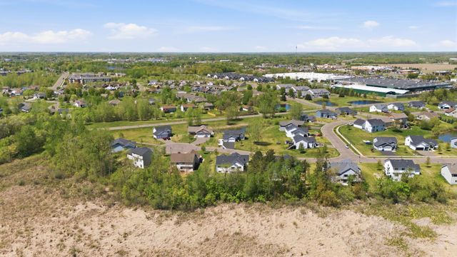 642 Alaska Place S, Cambridge, MN 55008
