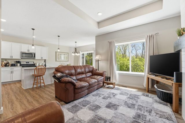 642 Alaska Place S, Cambridge, MN 55008