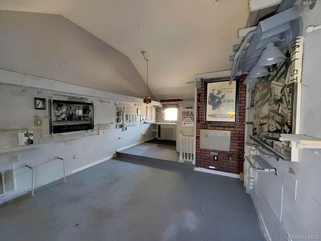 6 N Shenorock Drive, Yorktown Heights, NY 10598