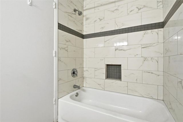 14113 VILLAGE TERRACE DRIVE, Tampa, FL 33624