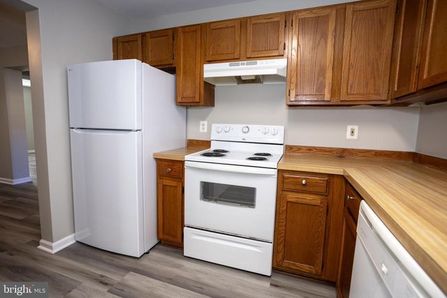 16326 TACONIC CIR, Dumfries, VA 22025