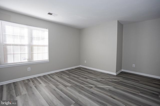 16326 TACONIC CIR, Dumfries, VA 22025