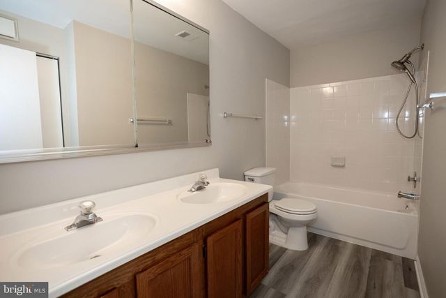 16326 TACONIC CIR, Dumfries, VA 22025