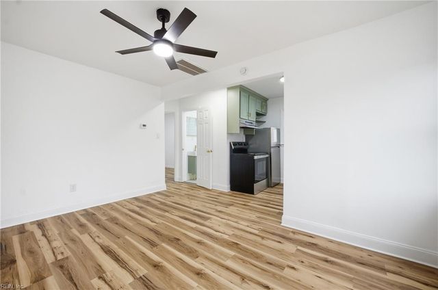 2727 Beachmont AVE, Norfolk, VA 23504