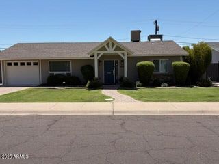 2525 E PIERSON Street, Phoenix, AZ 85016