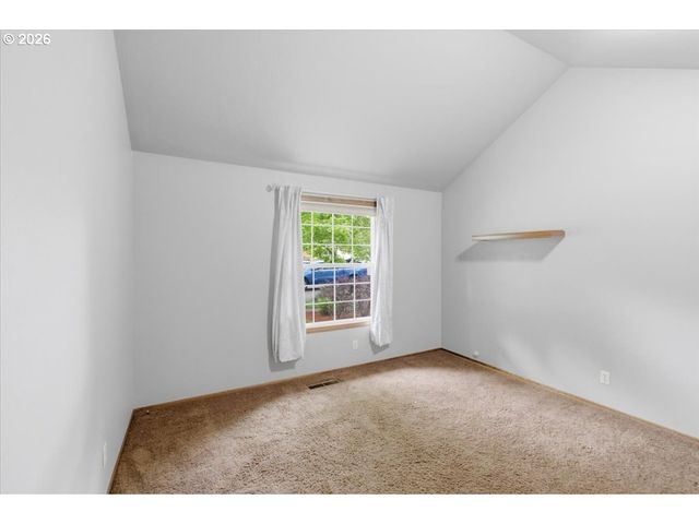 675 VALLEYWOOD Dr Se, Salem, OR 97306