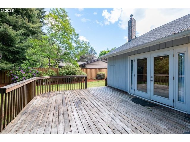 675 VALLEYWOOD Dr Se, Salem, OR 97306