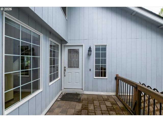 675 VALLEYWOOD Dr Se, Salem, OR 97306
