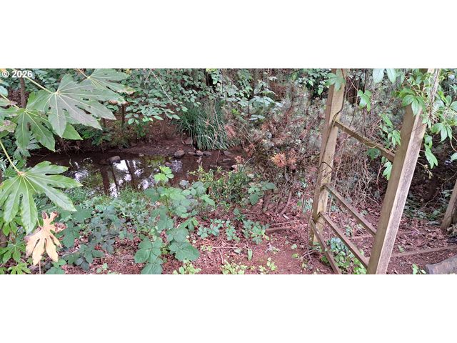 675 VALLEYWOOD Dr Se, Salem, OR 97306