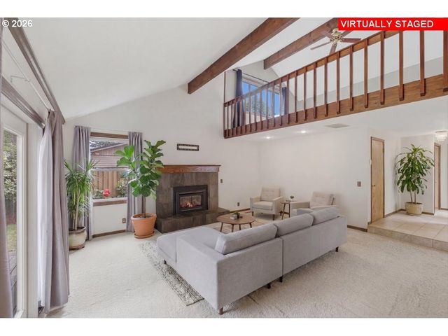 675 VALLEYWOOD Dr Se, Salem, OR 97306