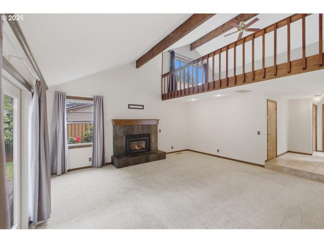 675 VALLEYWOOD Dr Se, Salem, OR 97306