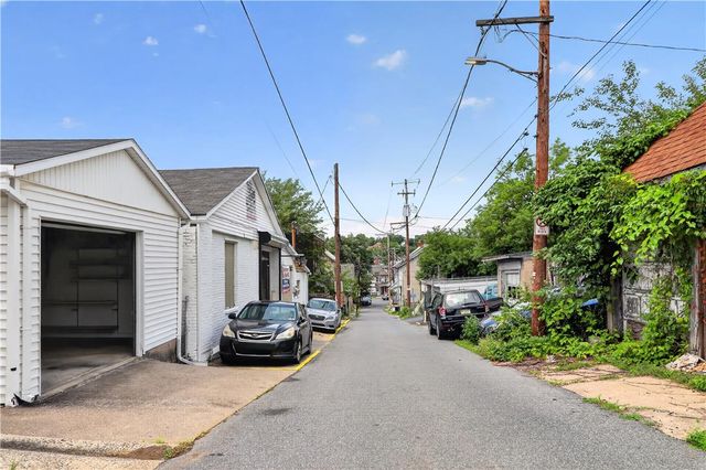 527 Ontario Street, Bethlehem City, PA 18015