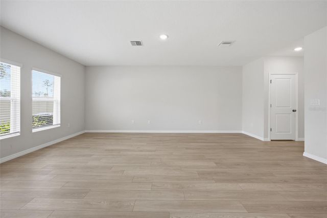 37114 SAGEMOOR DRIVE, Zephyrhills, FL 33541