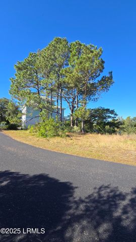 121 Harbour Key Drive, St. Helena Island, SC 29920