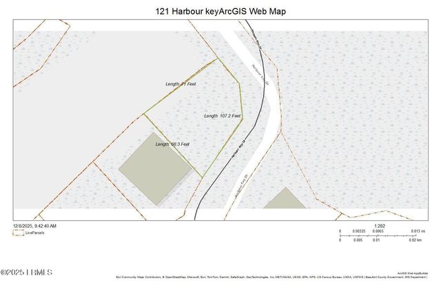 121 Harbour Key Drive, St. Helena Island, SC 29920