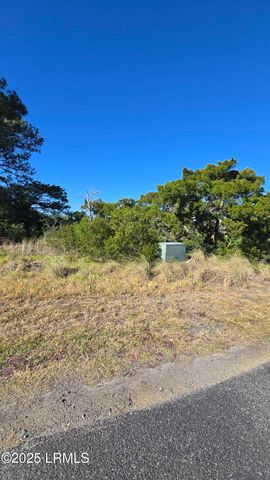 121 Harbour Key Drive, St. Helena Island, SC 29920