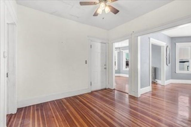 36 Mount Ida Rd 3, Boston, MA 02121