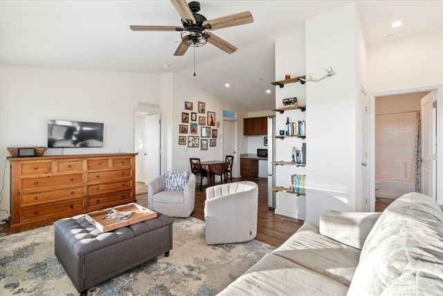 1730 Sutliff, Paso Robles, CA 93446