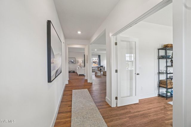 237 Artist Avenue, Johnson City, TN 37615