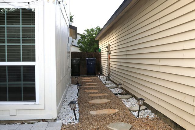 2943 Antares Circle, Garland, TX 75044