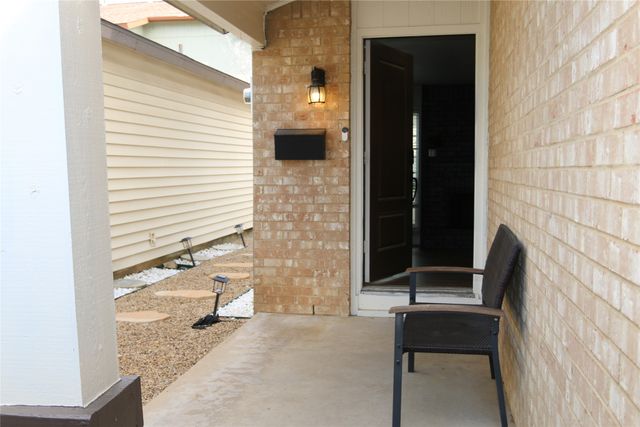 2943 Antares Circle, Garland, TX 75044