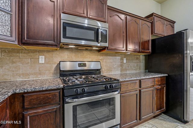 3133 CLEARBROOK, El Paso, TX 79938