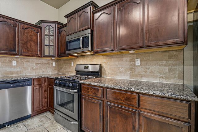 3133 CLEARBROOK, El Paso, TX 79938