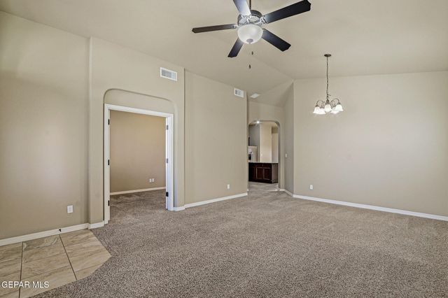 3133 CLEARBROOK, El Paso, TX 79938