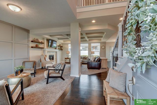 19480 Willow Circle, Gretna, NE 68028