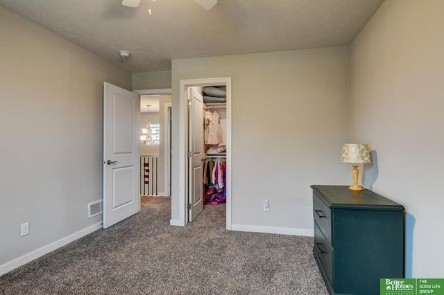 19480 Willow Circle, Gretna, NE 68028