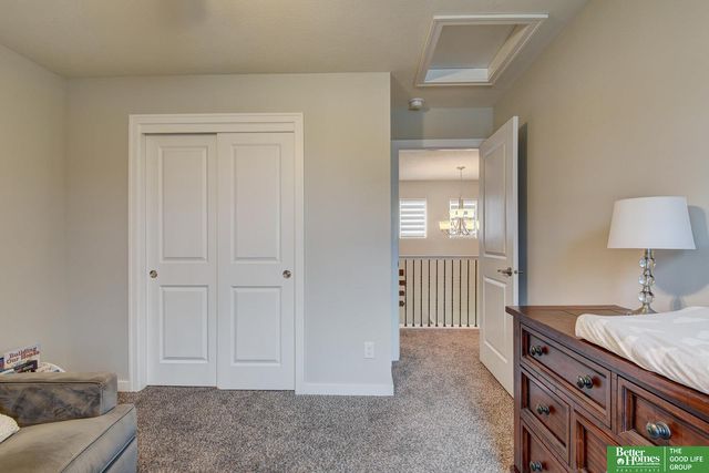 19480 Willow Circle, Gretna, NE 68028