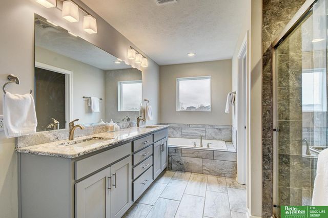 19480 Willow Circle, Gretna, NE 68028