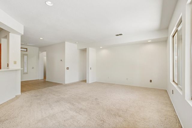 1225 Silver Fork Ct, Lincoln, CA 95648