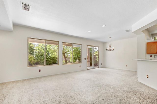 1225 Silver Fork Ct, Lincoln, CA 95648