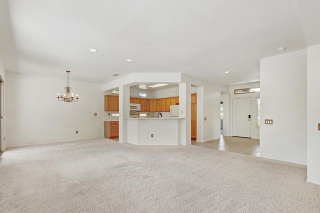 1225 Silver Fork Ct, Lincoln, CA 95648