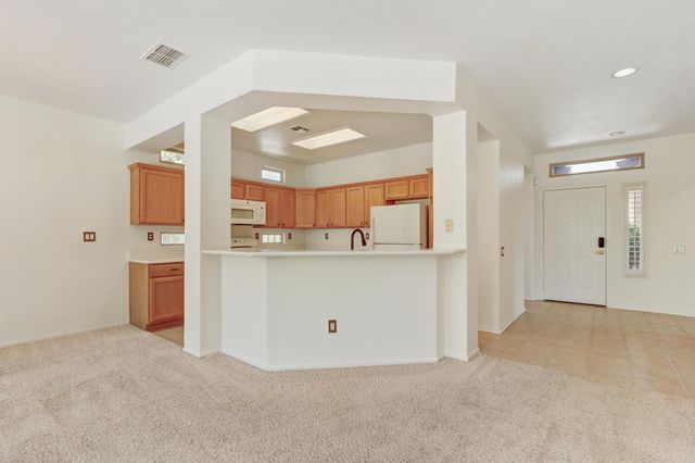 1225 Silver Fork Ct, Lincoln, CA 95648