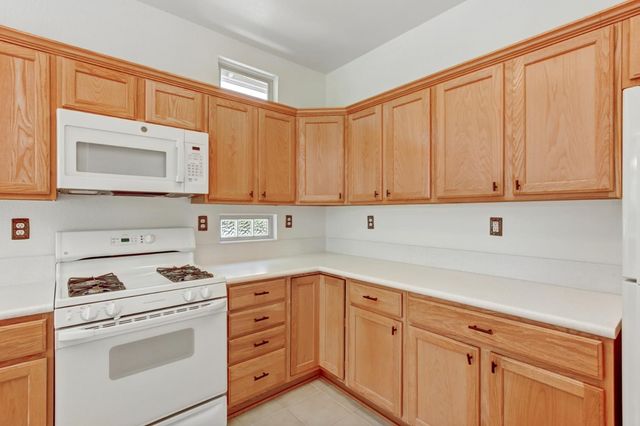 1225 Silver Fork Ct, Lincoln, CA 95648