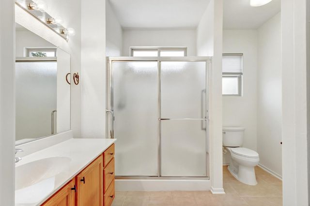 1225 Silver Fork Ct, Lincoln, CA 95648