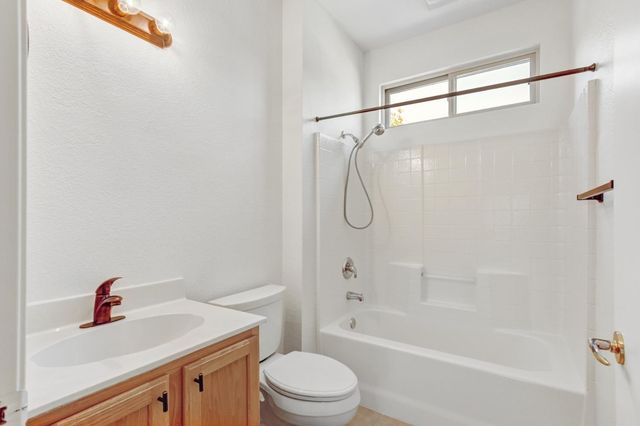1225 Silver Fork Ct, Lincoln, CA 95648